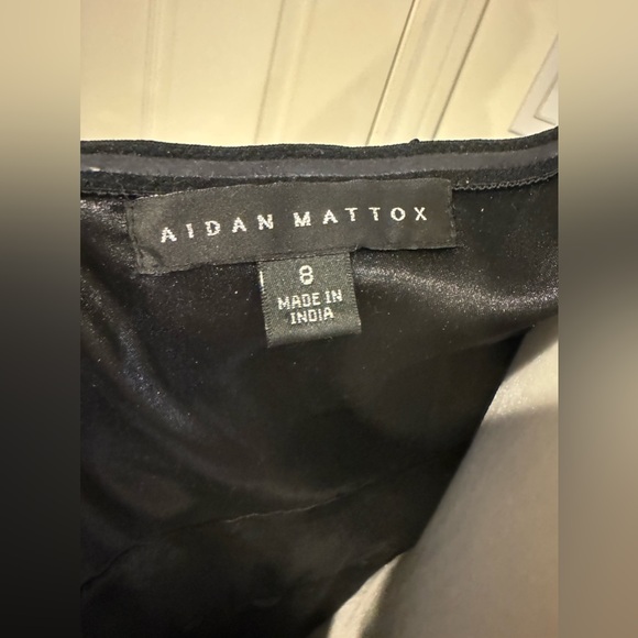 🌸 Aidan Mattox crystal beaded one shoulder dress, purchased from Holt Renfrew - Picture 6 of 6